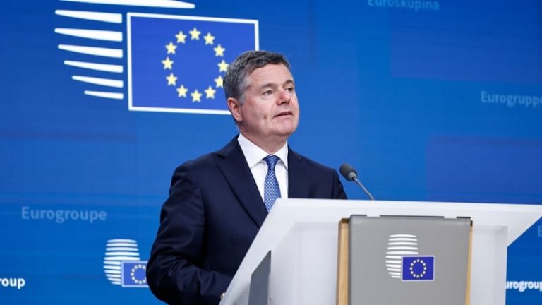 Read more about the article Donohoe faces competition in run for Eurogroup President