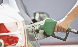 How fluctuating oil prices affect motorists at the pumps