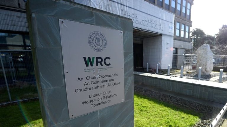 Read more about the article Worker loses discrimination claim over birthday whipround