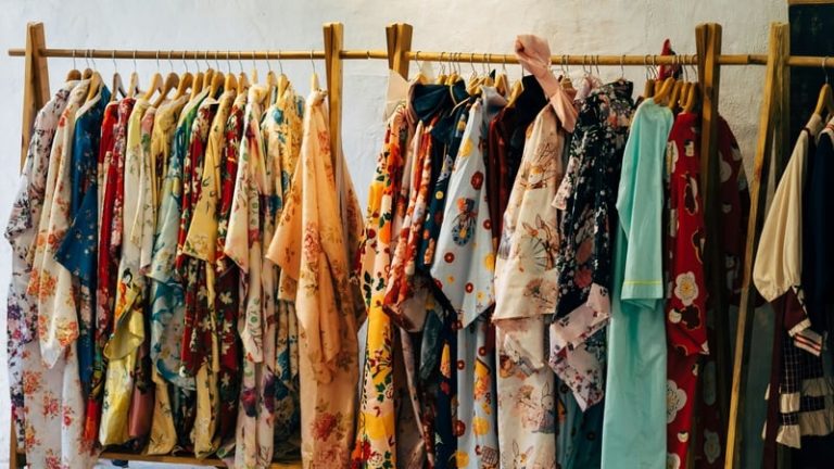 Read more about the article Could fast fashion clothes be used to insulate your house?