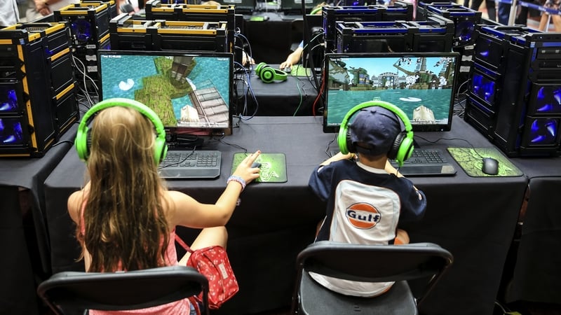 many-online-games-contain-manipulating-design-techniques