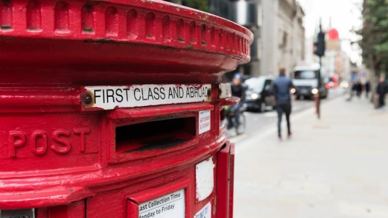 Read more about the article UK Post Office ‘maintained fiction’ Horizon was accurate