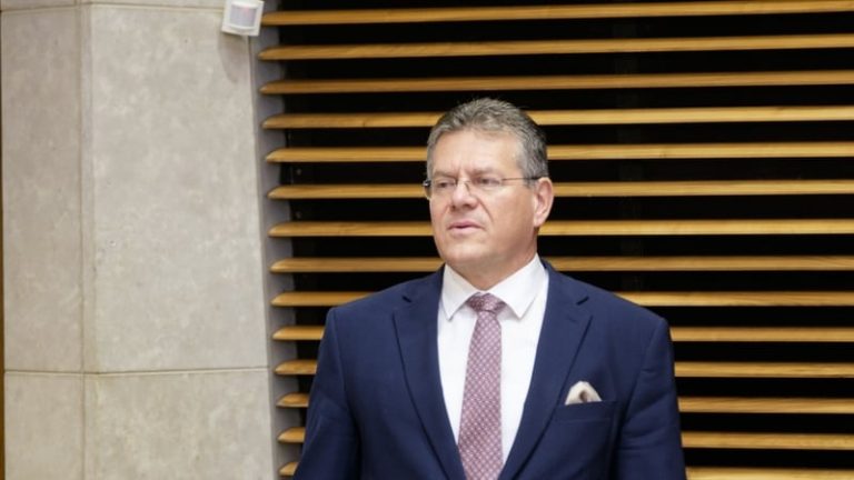 Read more about the article Tánaiste speaks with Maroš Šefčovič on EU-US trade talks