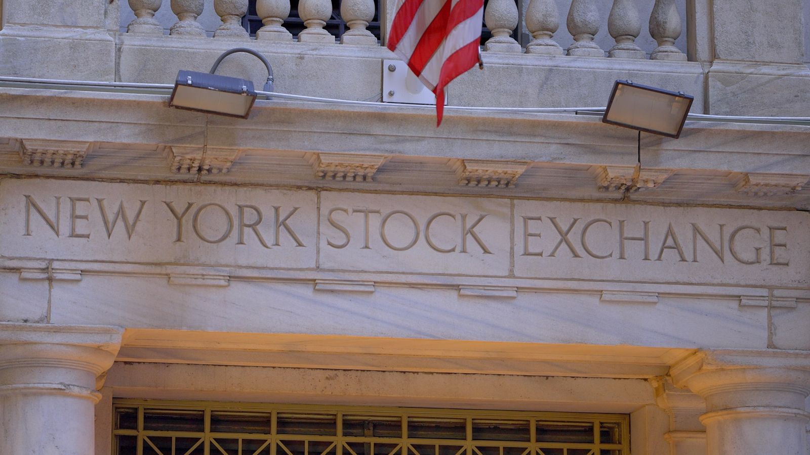 stocks-pressured-by-escalation-of-trade-tensions