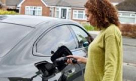 Electric cars: Drivers offered up to £3,750 discount