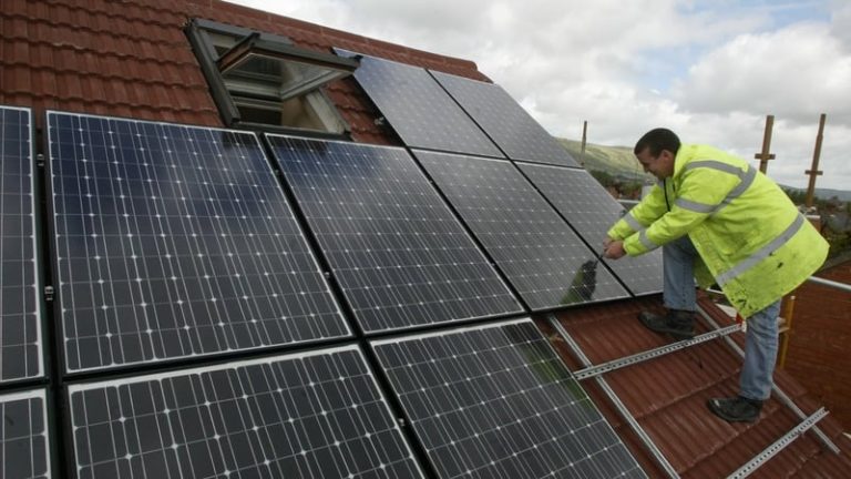 Read more about the article EU solar energy rollout slows for first time in a decade