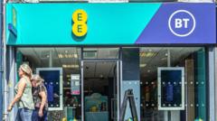 thousands-unable-to-make-calls-as-ee-and-bt-networks-down