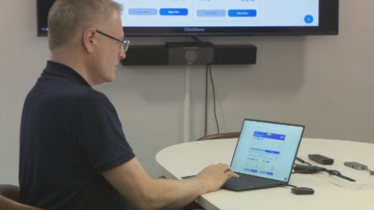 Read more about the article ‘What is real and what is not’ – AI rules come into force