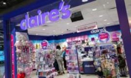 Claire’s files for bankruptcy as online competition bites