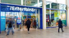 Read more about the article Entertainer founder hands over toy shop chain to staff