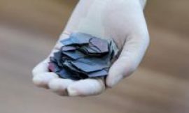 Rare earths: Australia bid to take on China dominance