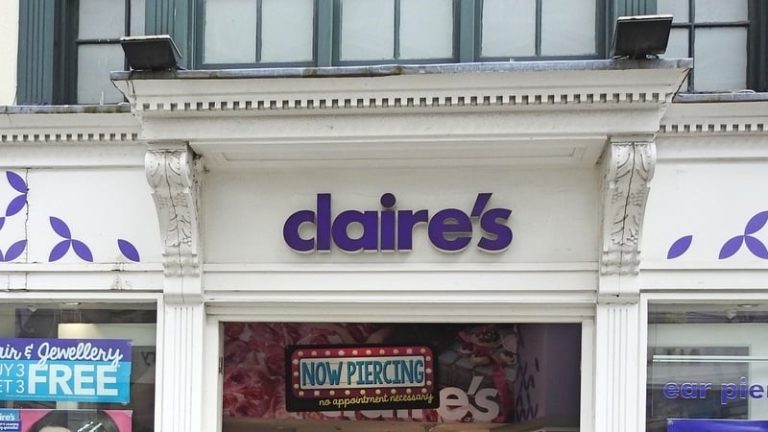 Read more about the article Claire’s to stay open after appointment of administrators