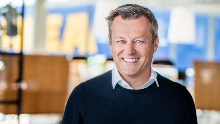 Read more about the article CEO of biggest IKEA retailer steps down
