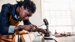 Read more about the article UK economy: Growth slows to 0.3% in second quarter but beats forecasts