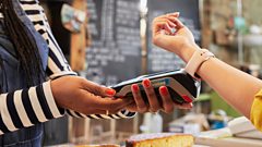 Read more about the article UK Economic Growth Slows But Beats Forecasts