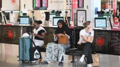 air-canada-to-resume-flights-after-deal-struck-with-union