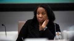 lisa-cook:-fed-governor-says-she-won’t-be-‘bullied’-as-trump-demands-she-quit-over-mortgage-claim