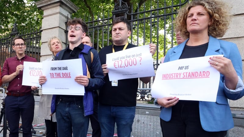 oireachtas-broadcast-workers-protest-over-pay-parity