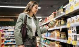 Brexit: NI sea border for food ‘in place until 2027’