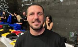 Hull ex-boxer Tommy Coyle to hand out free school uniforms