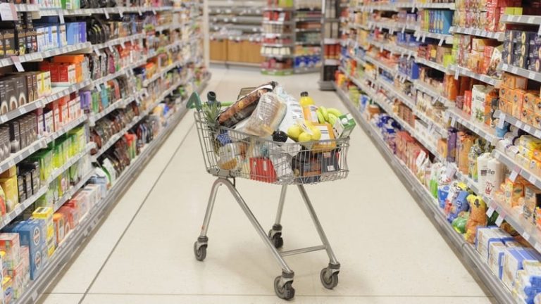 Read more about the article Food prices rise by 5% in August, flash estimate shows