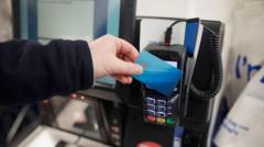 Read more about the article Contactless card payments could become unlimited under new plans