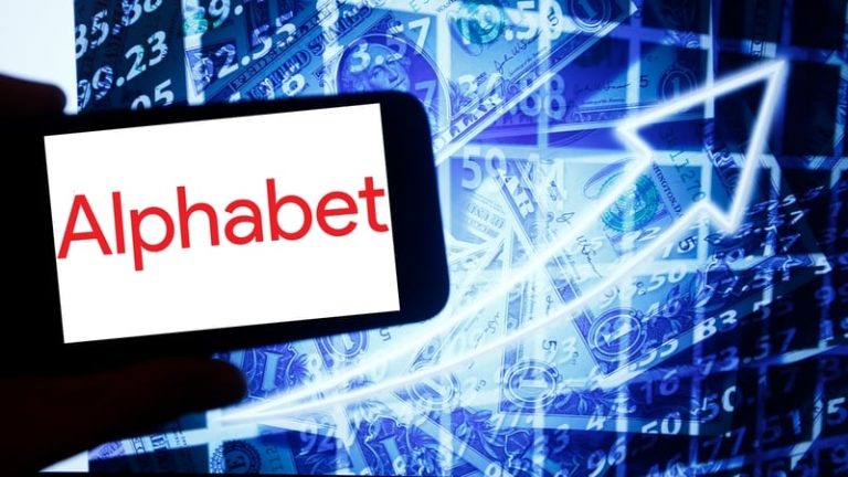 Read more about the article Alphabet hits $3 trillion in market cap for first time
