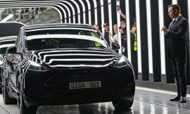 Tesla jumps after Musk buys shares worth $1 billion