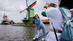 zaanse-schans:-the-picturesque-dutch-village-set-to-charge-tourists-an-entry-fee
