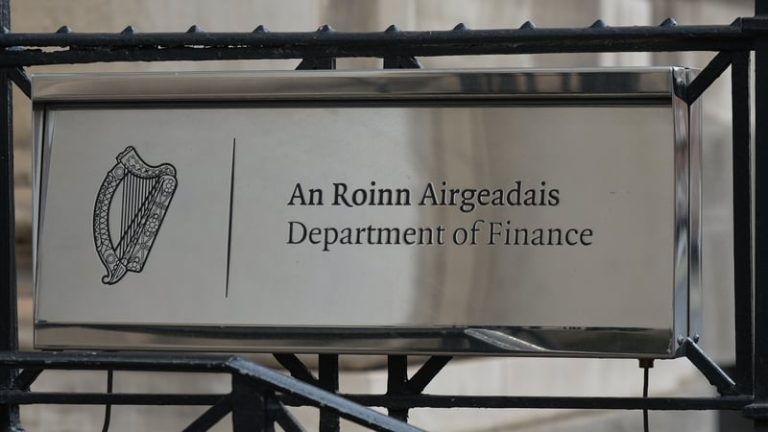 Read more about the article Watchdog warns of underlying deficit in public finances