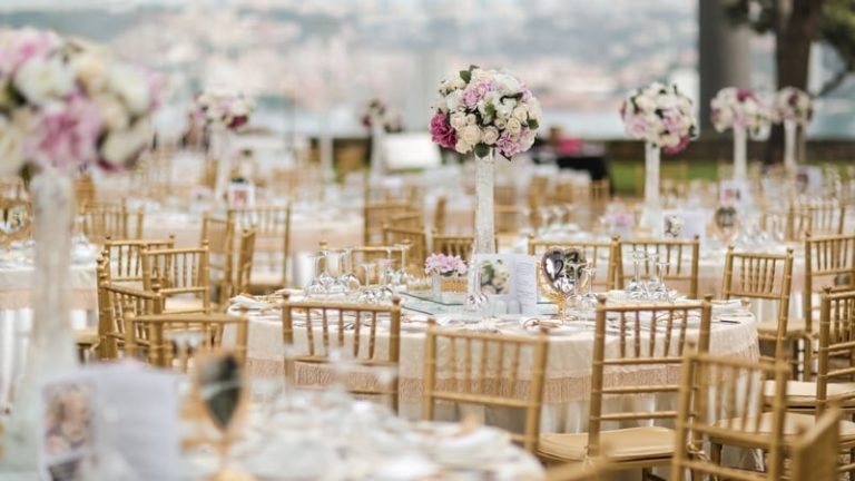 Read more about the article Service sector rebounds in September, PMI shows