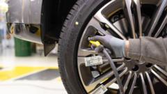 jaguar-land-rover-expected-to-restart-some-production-after-cyber-attack