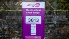 don’t-force-drivers-to-use-parking-apps,-rac-says