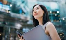 Bankers to get bonuses quicker under rule change