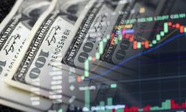 Global bank stocks shiver on US credit risks fears