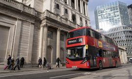 UK economy returns to growth – but only just