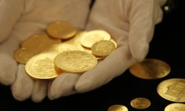 Gold prices extend Tuesday’s tumble