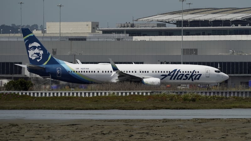 alaska-airlines-resumes-flights-after-it-outage
