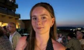 What is driving the decision to learn in a manual or automatic car?