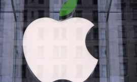 Apple races past $4 trillion market value