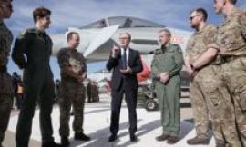Starmer signs £8bn deal to supply Turkey with Typhoon fighter jets