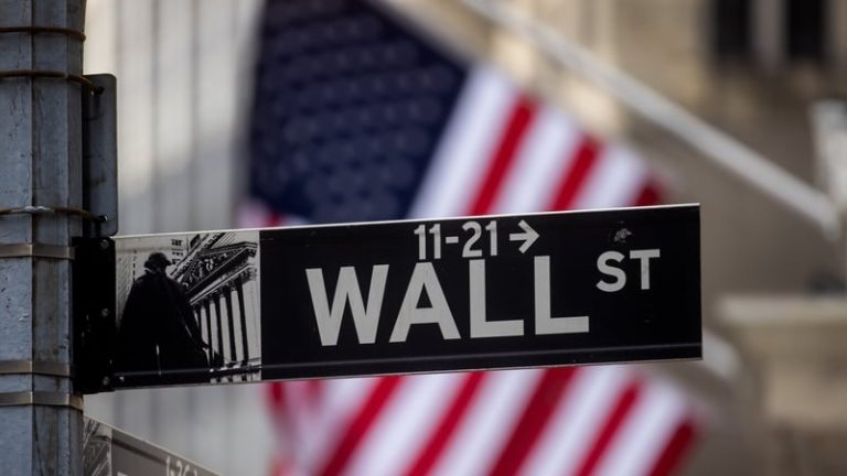 Read more about the article Wall Street set for monthly gains