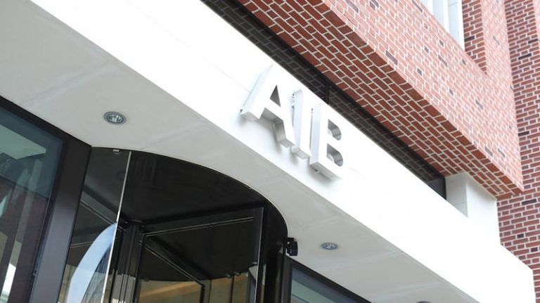 Read more about the article AIB pays €390m to State in final transaction