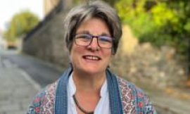 Deputy Jayne Ozanne to resign from Education, Sport and Culture