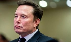 Tesla shareholders approve $1tn pay package for Elon Musk