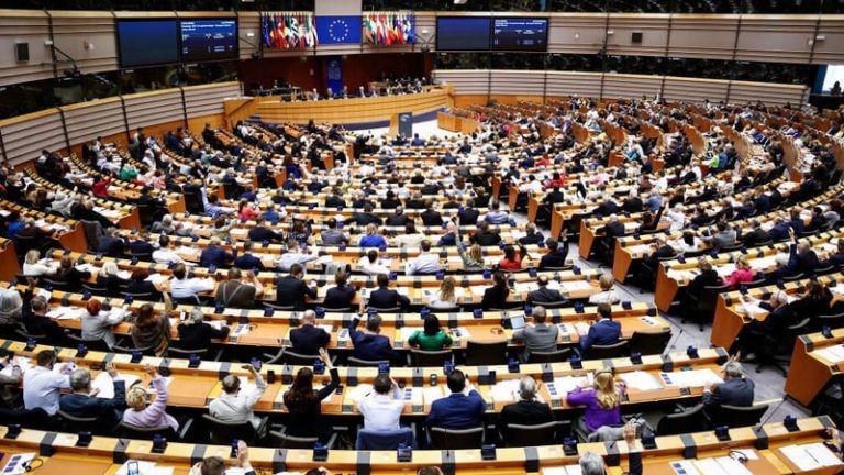 Read more about the article Will EU let big businesses off the corporate responsibility hook?