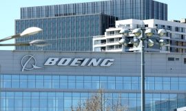 Boeing stages partial comeback with flydubai jet order