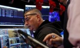 US and Asian stocks slide as AI jitters persist