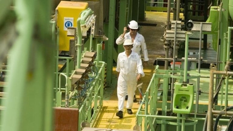 Read more about the article Tullow shares hit record low on dim production outlook