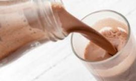 Milkshakes and lattes to face sugar tax in UK